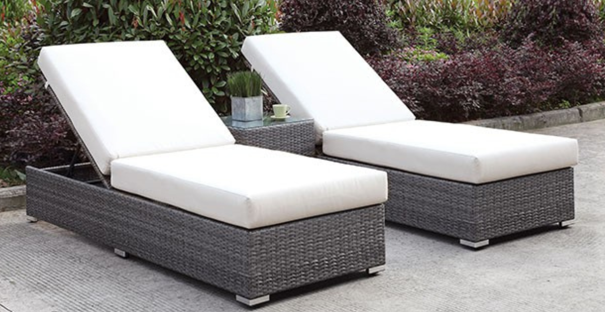 Outdoor Chaises