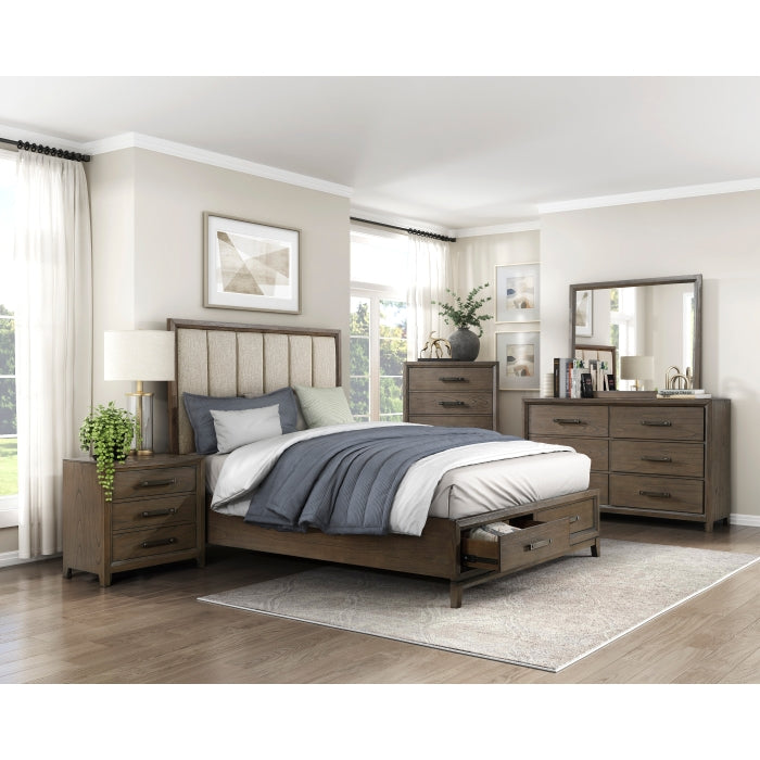 Cambridge Queen Platform Bed With Footboard Storage