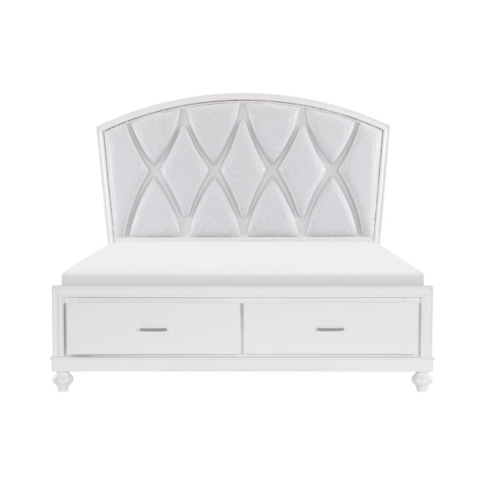 Aria White Queen Platform Bed With Footboard Storage