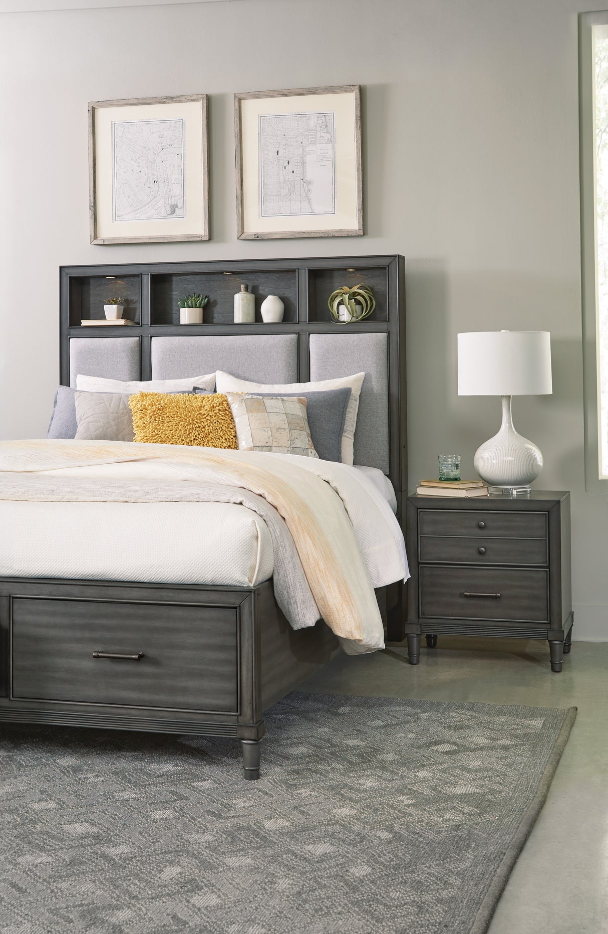 Wittenberry Gray Eastern King Platform Bed