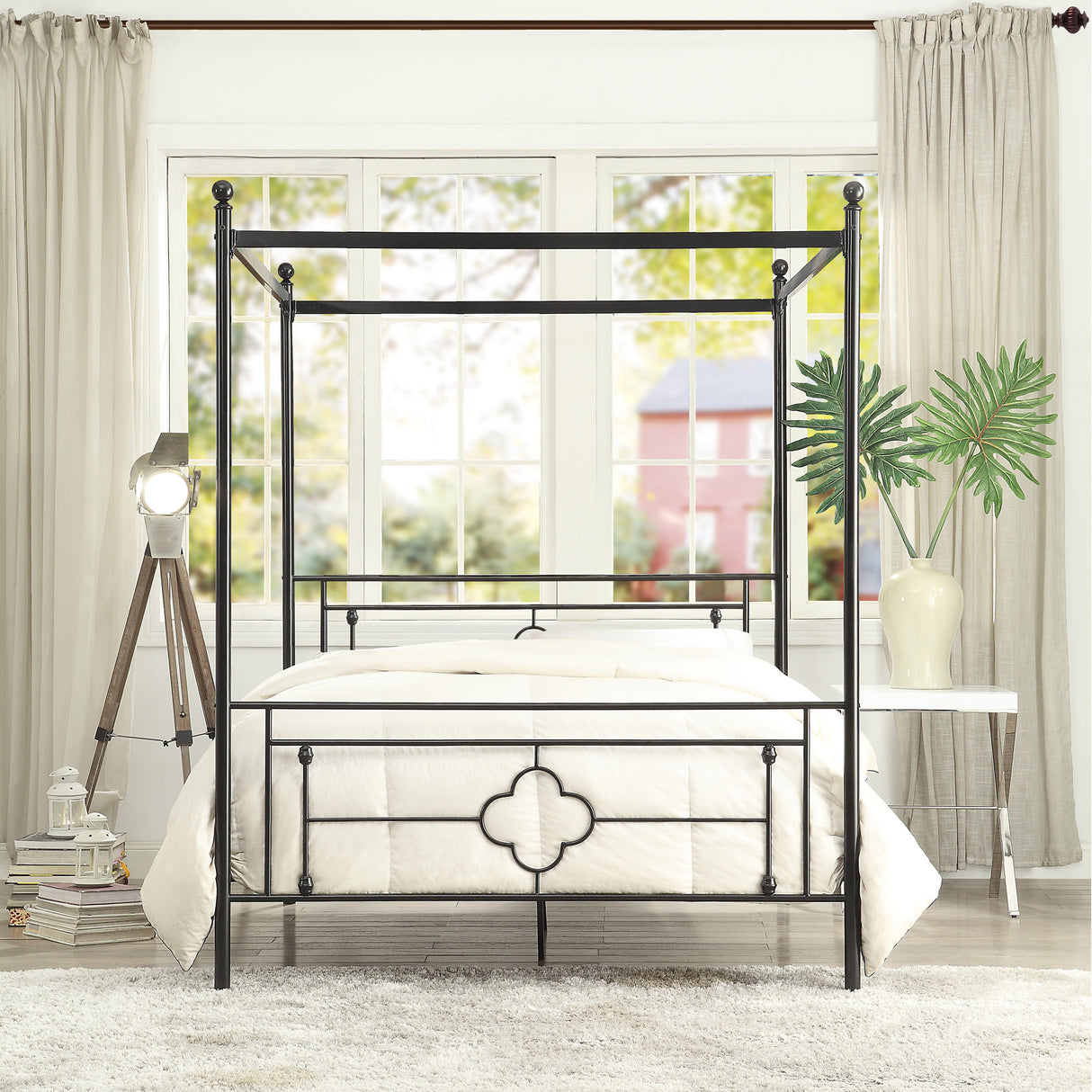 Hosta Black Queen Platform Bed