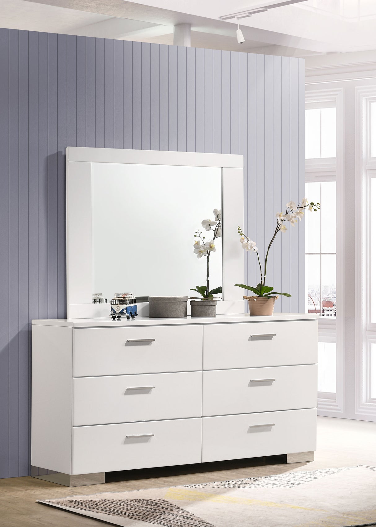 Felicity White High Gloss 6-Drawer Wood Dresser With Mirror