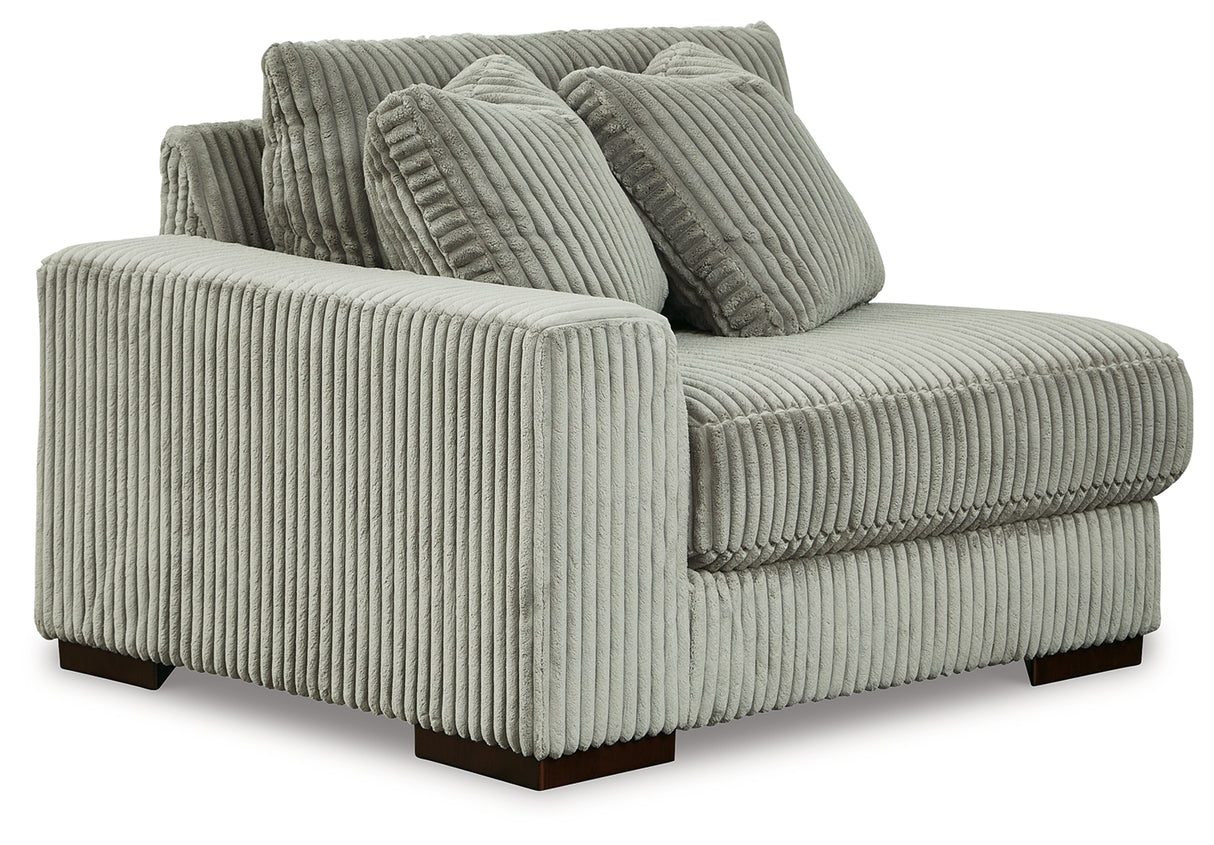 Lindyn 3-Piece Sectional and Chair