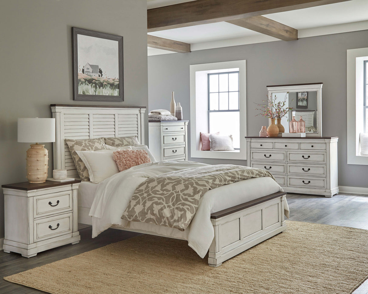 Hillcrest Distressed White 9-Drawer Dresser With Mirror