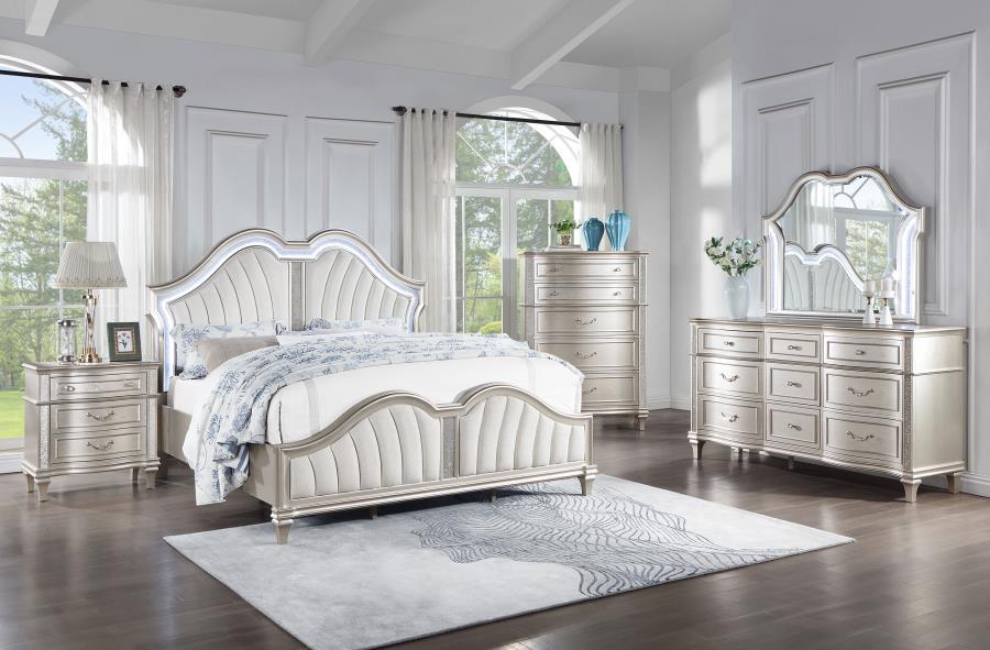 Evangeline Silver Oak 5-Piece Queen Bedroom Set