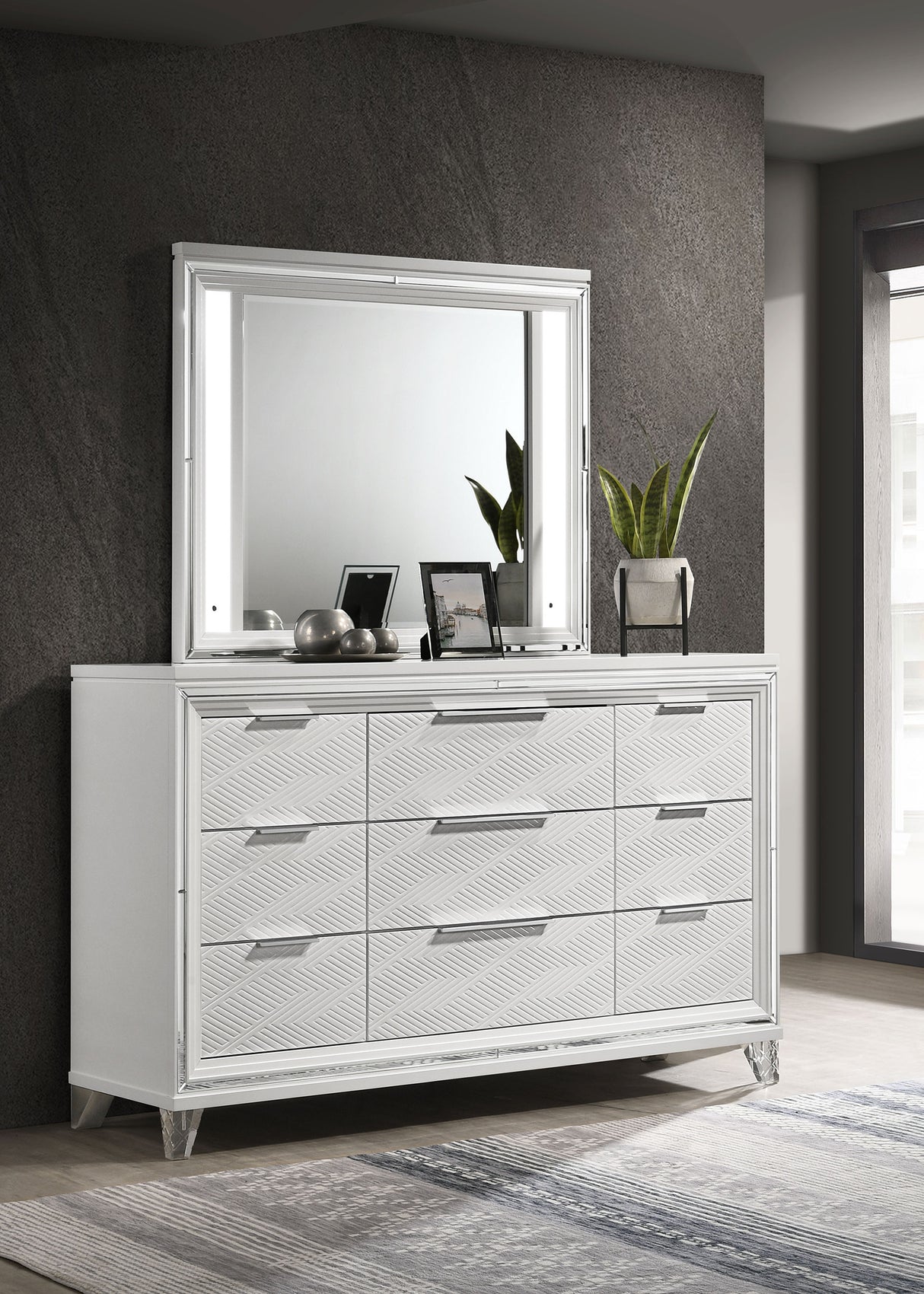 Marmore White 9-Drawer Dresser And Led Mirror