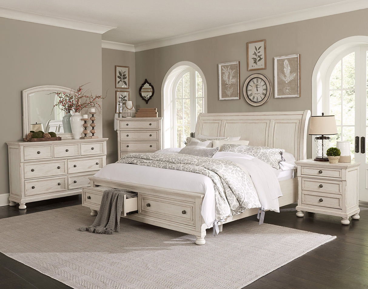 Bethel Wire-Brushed White Eastern King Platform Bed With Footboard Storage