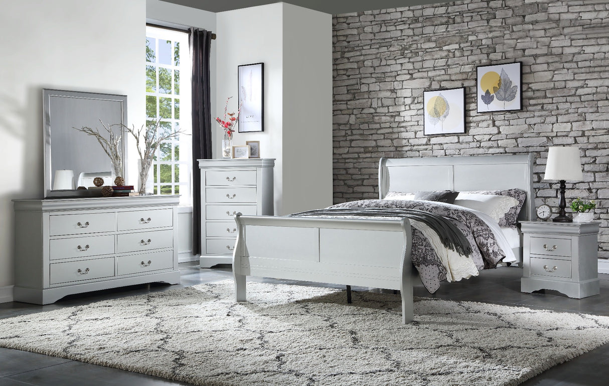 Louis Platinum Finish Philippe Full Bed