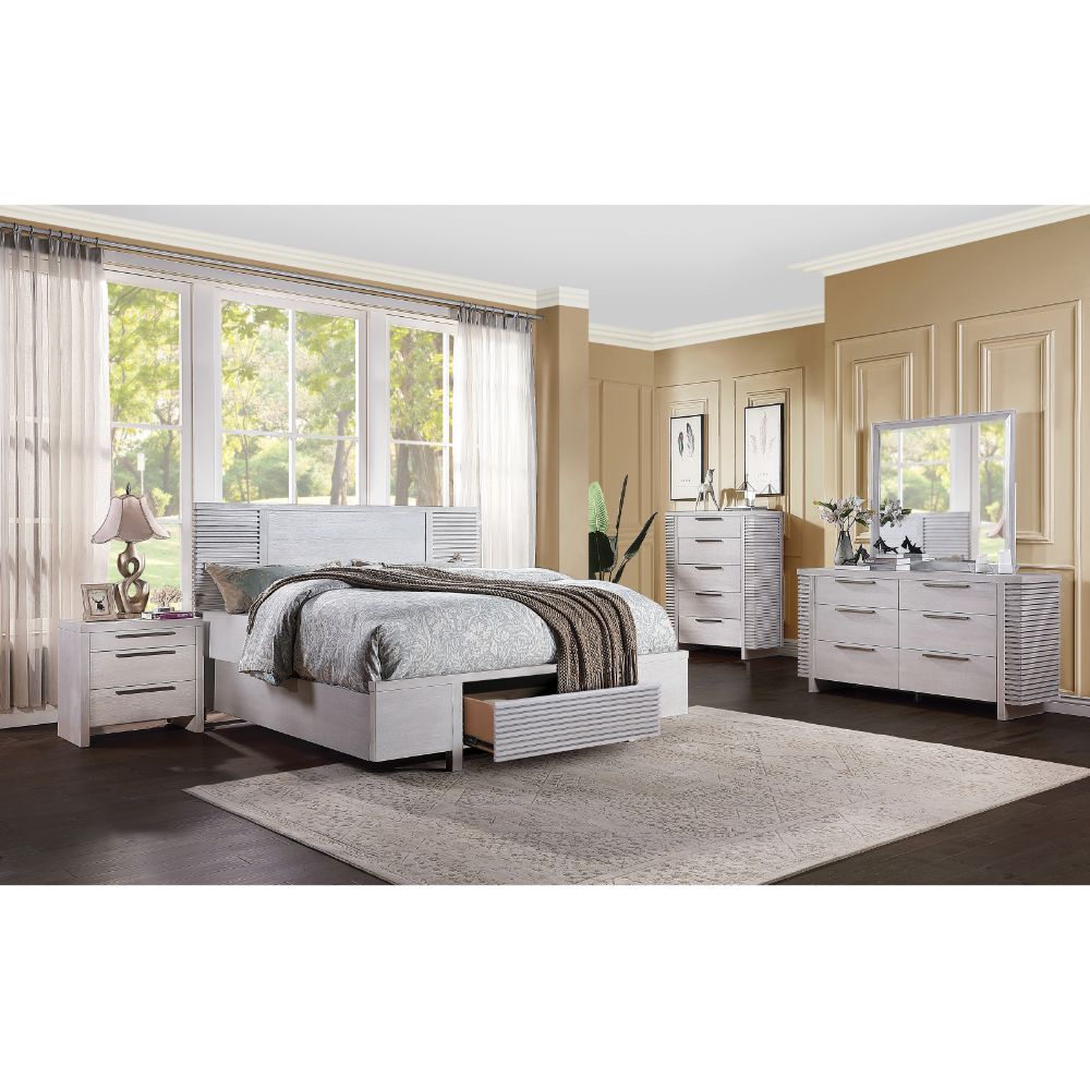 Aromas White Oak Finish Queen Bed