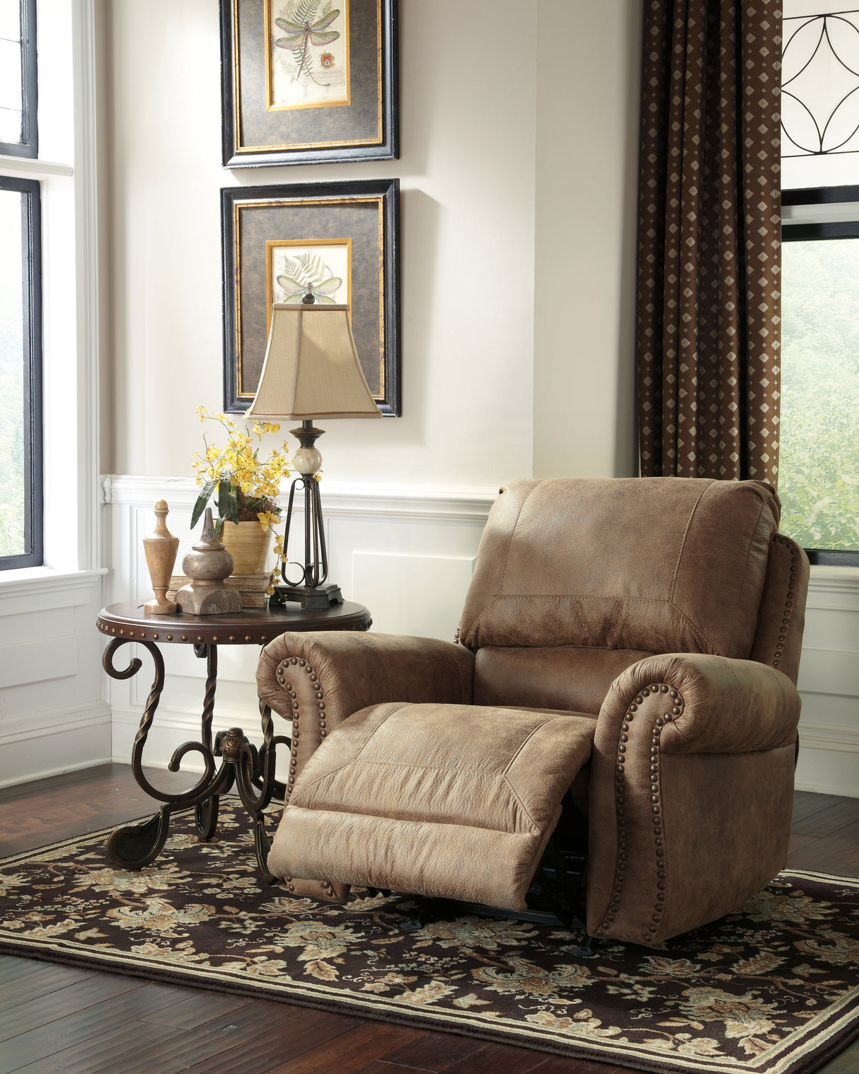 Larkinhurst Earth Recliner