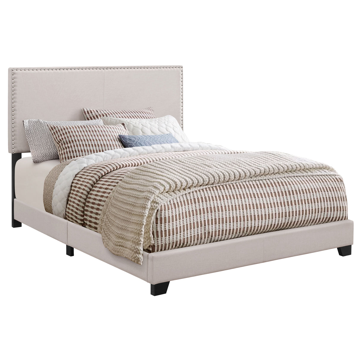 Boyd Full Upholstered Bed With Nailhead Trim Ivory