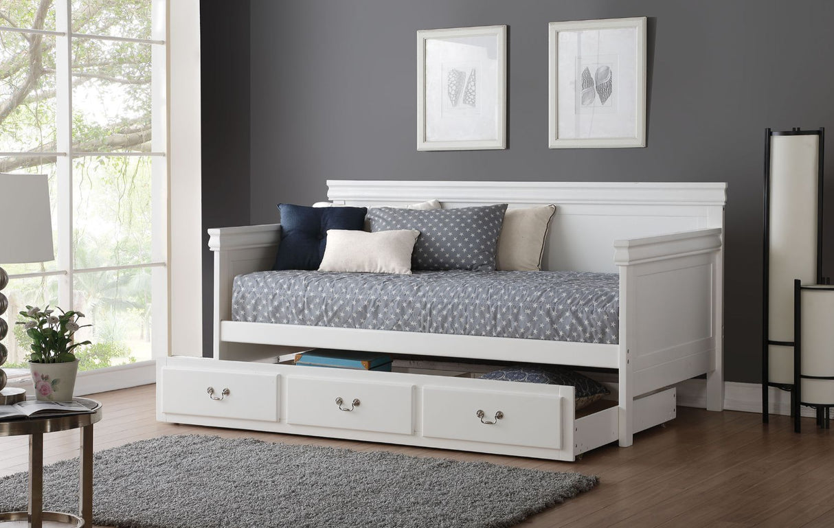 Bailee White Finish Daybed