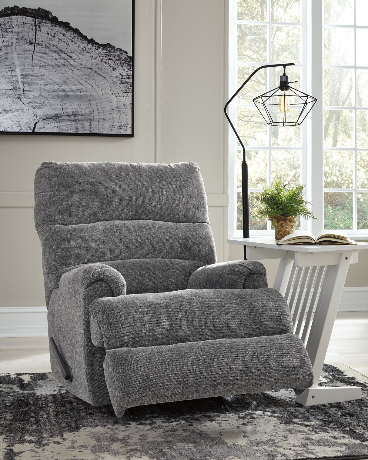 Man Graphite Fort Recliner