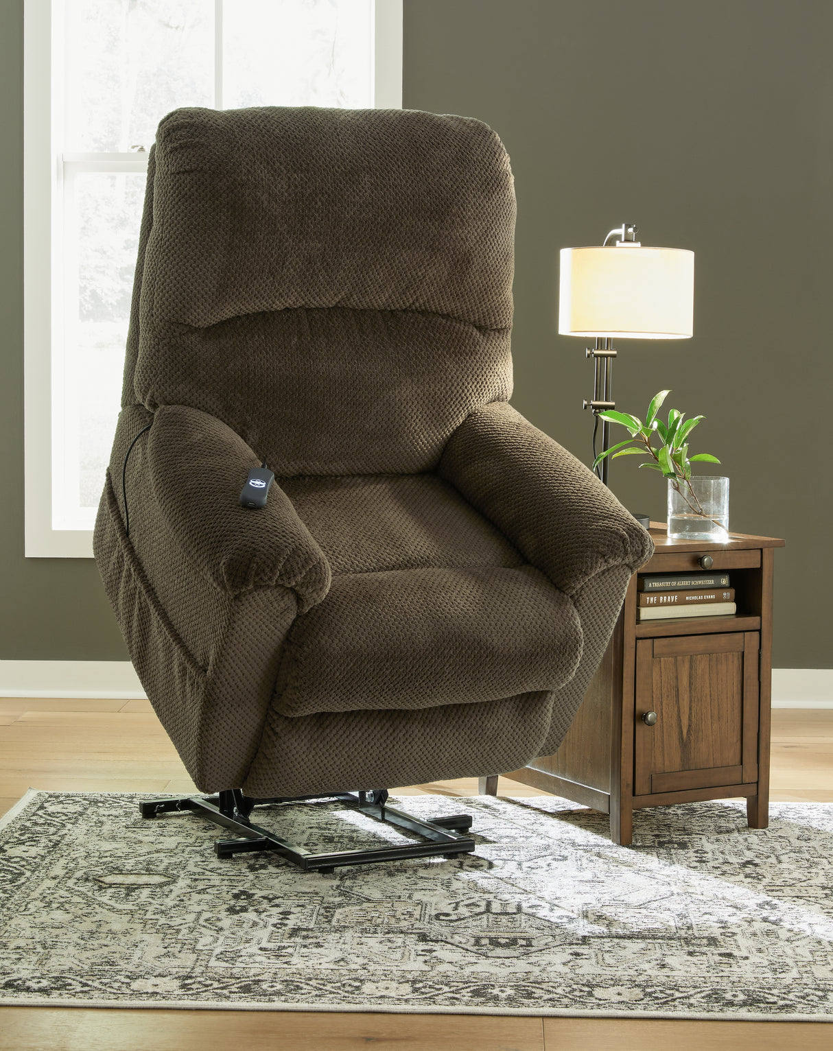 Shadowboxer Chocolate Power Lift Recliner