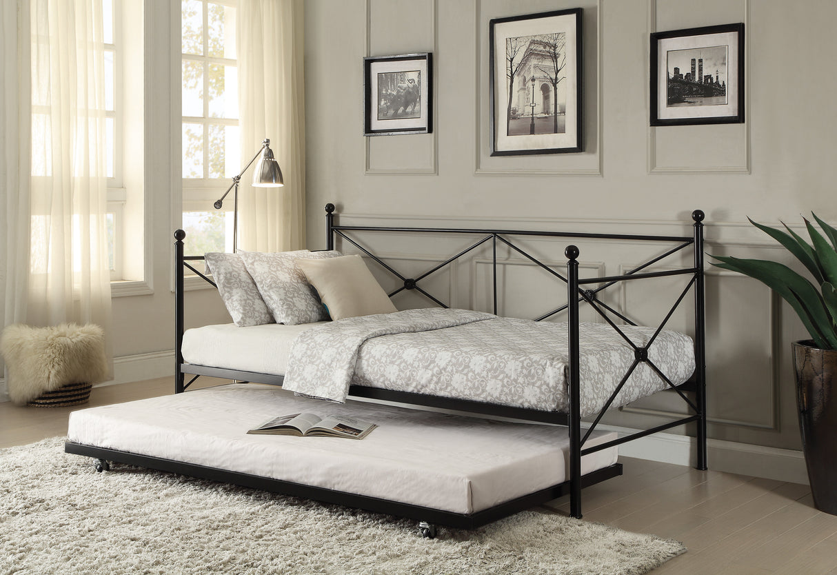 Jones Black Daybed With Trundle