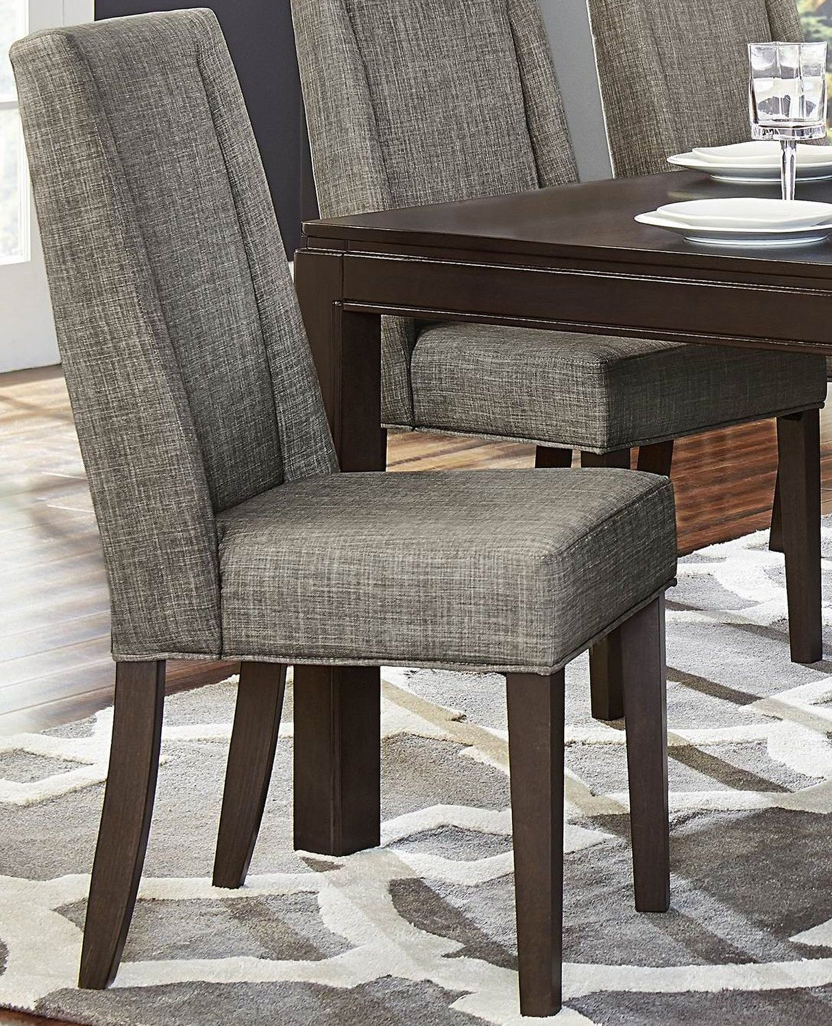 Kavanaugh Brown Rectangular Extendable Dining Room Set