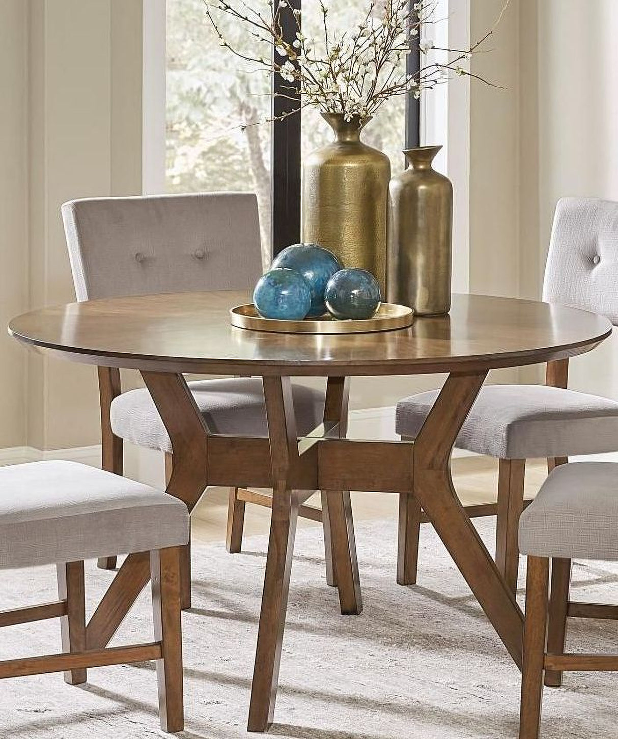 Edam Brown Round Dining Room Set