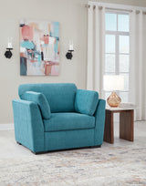 Keerwick Sofa and Oversized Chair