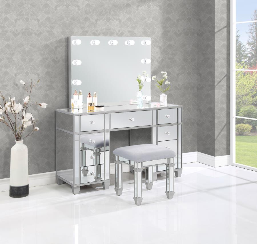 Allora Metallic Silver 9-Drawer Vanity Set With Lighting