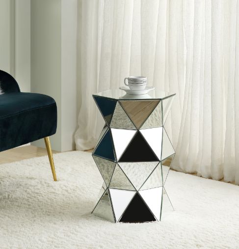 Meria Mirrored Pedestal