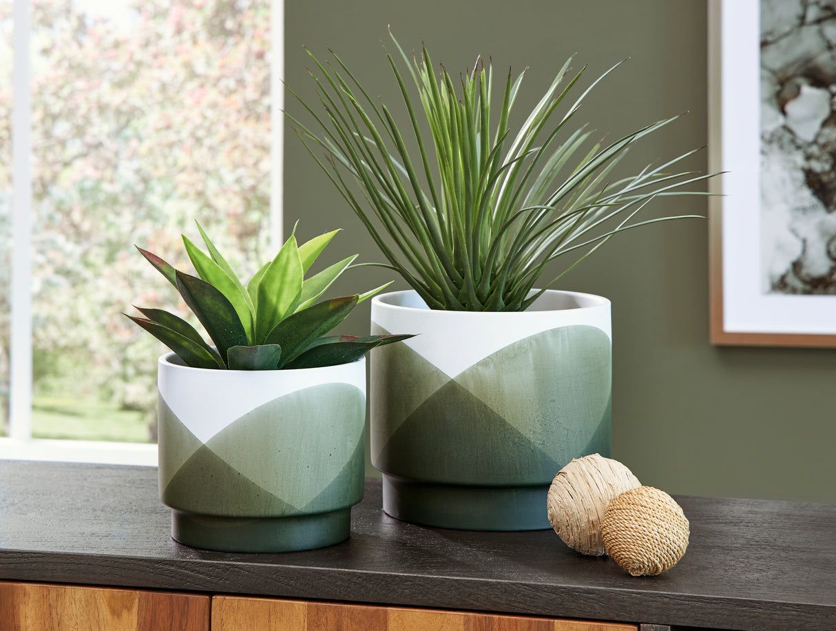 Ardenridge Green/White Planter (Set Of 2)