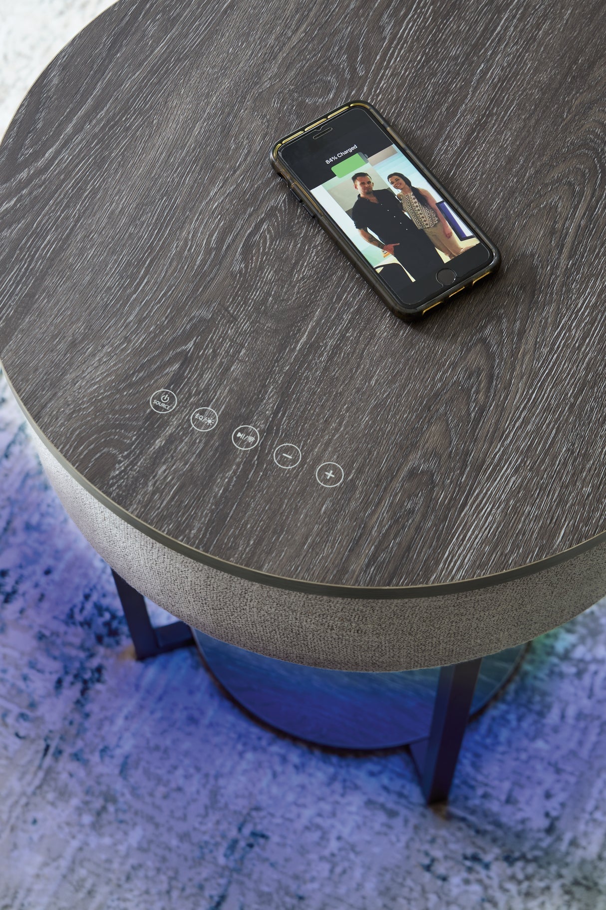 Sethlen Gray/Black Accent Table