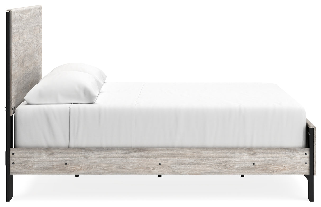 Vessalli King Panel Bed