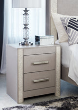 Surancha Queen Poster Bed, Dresser, Mirror and Nightstand