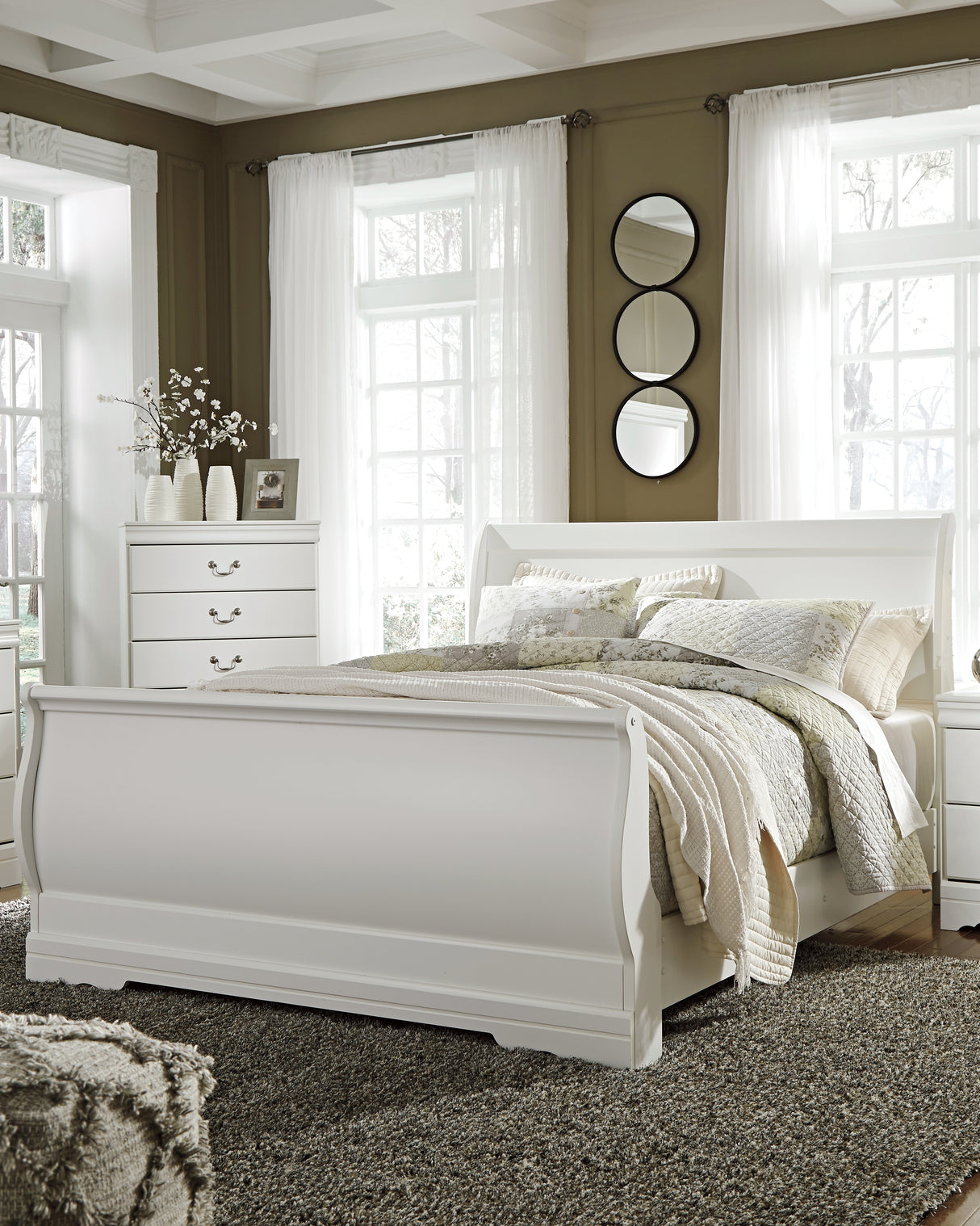 Anarasia White Queen Sleigh Headboard