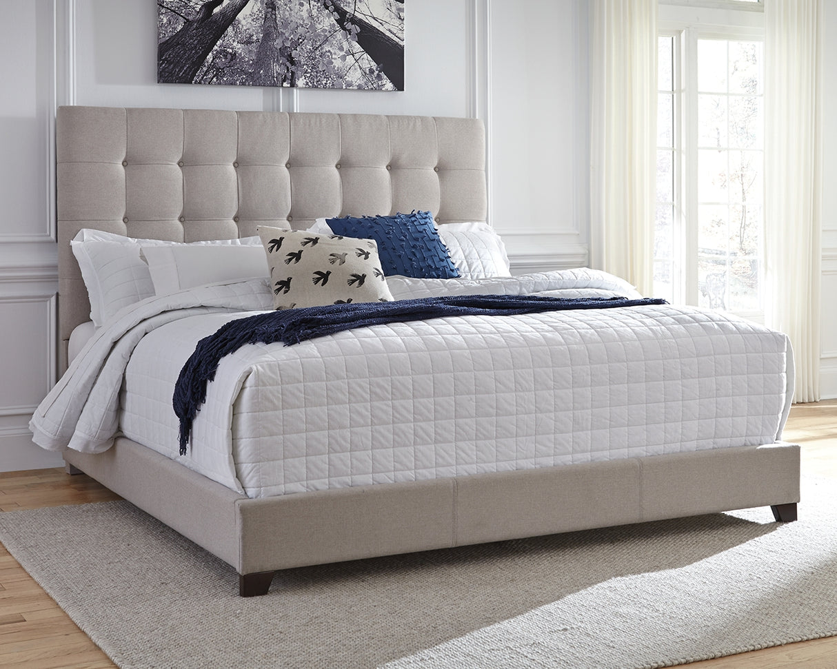 Dolante Beige King Upholstered Bed