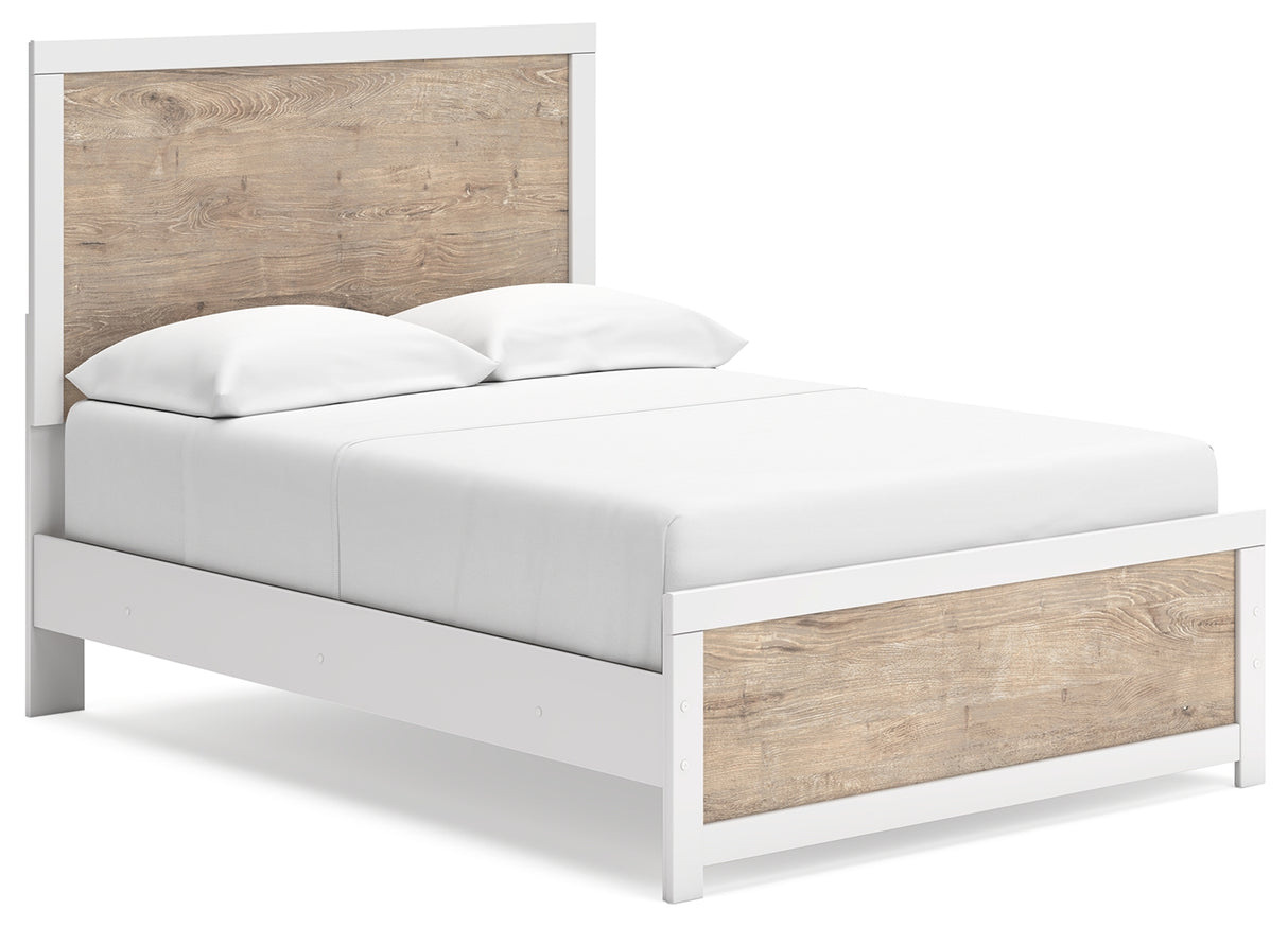 Charbitt Full Panel Bed