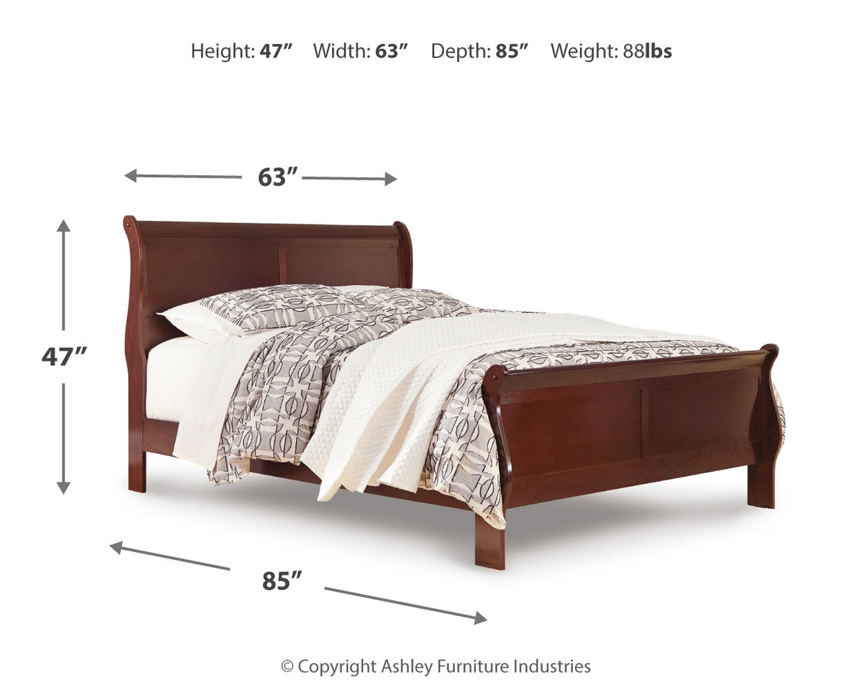 Alisdair Queen Sleigh Bed, Dresser, Mirror, and Nightstand