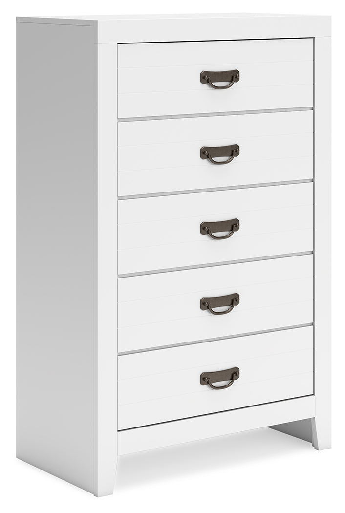 Binterglen White Chest Of Drawers