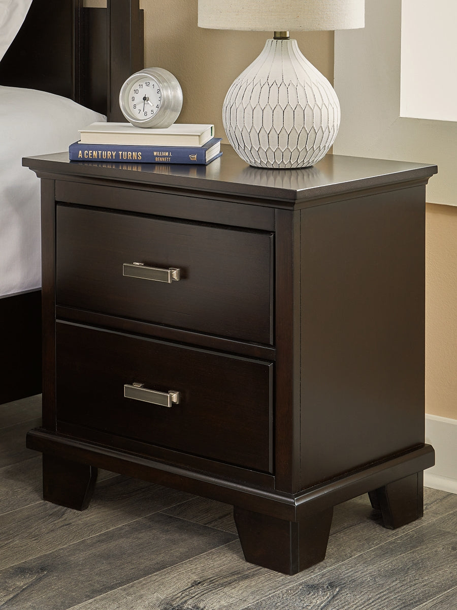 Covetown Dark Brown Nightstand