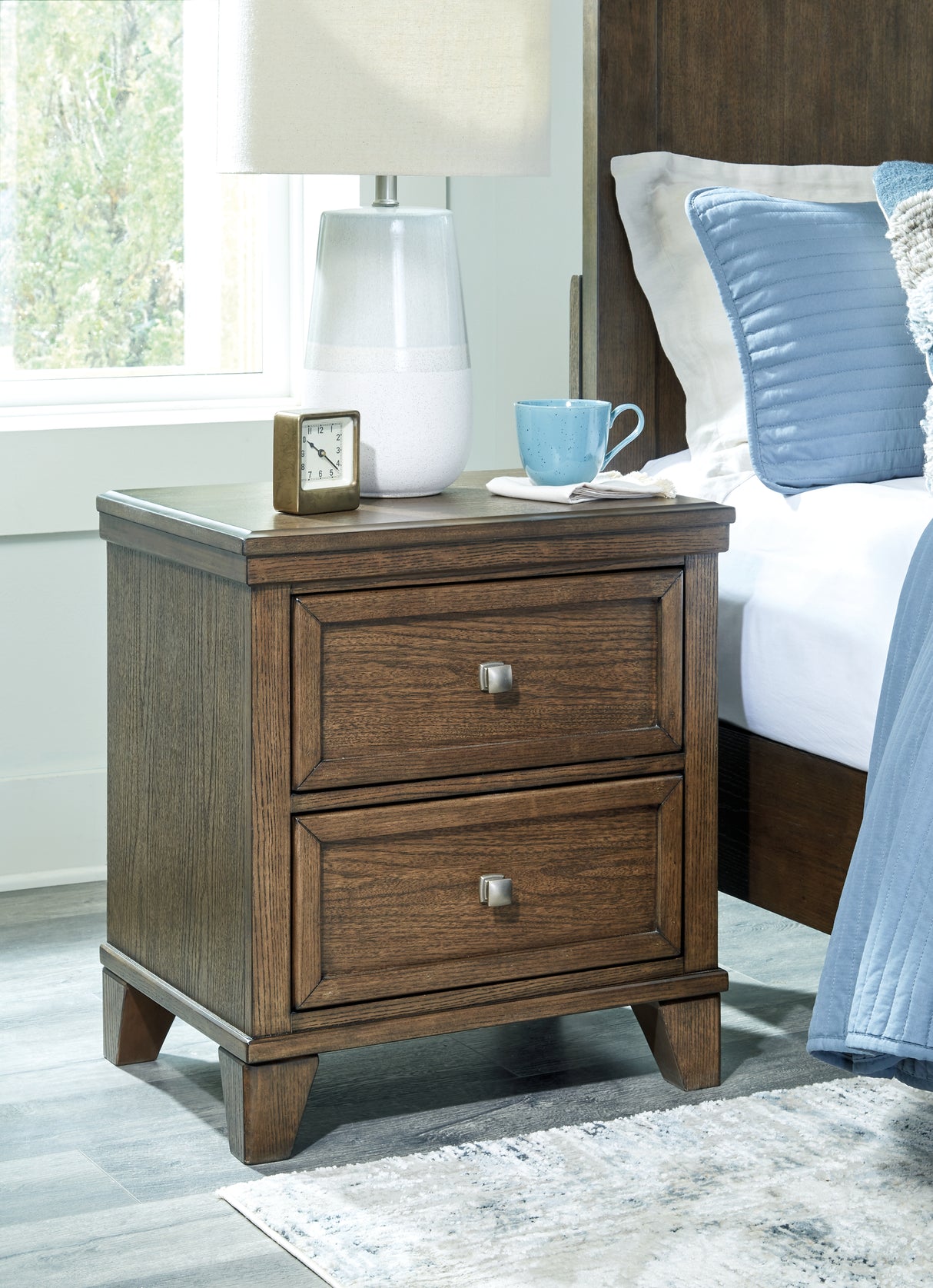 Shawbeck Dark Brown Nightstand