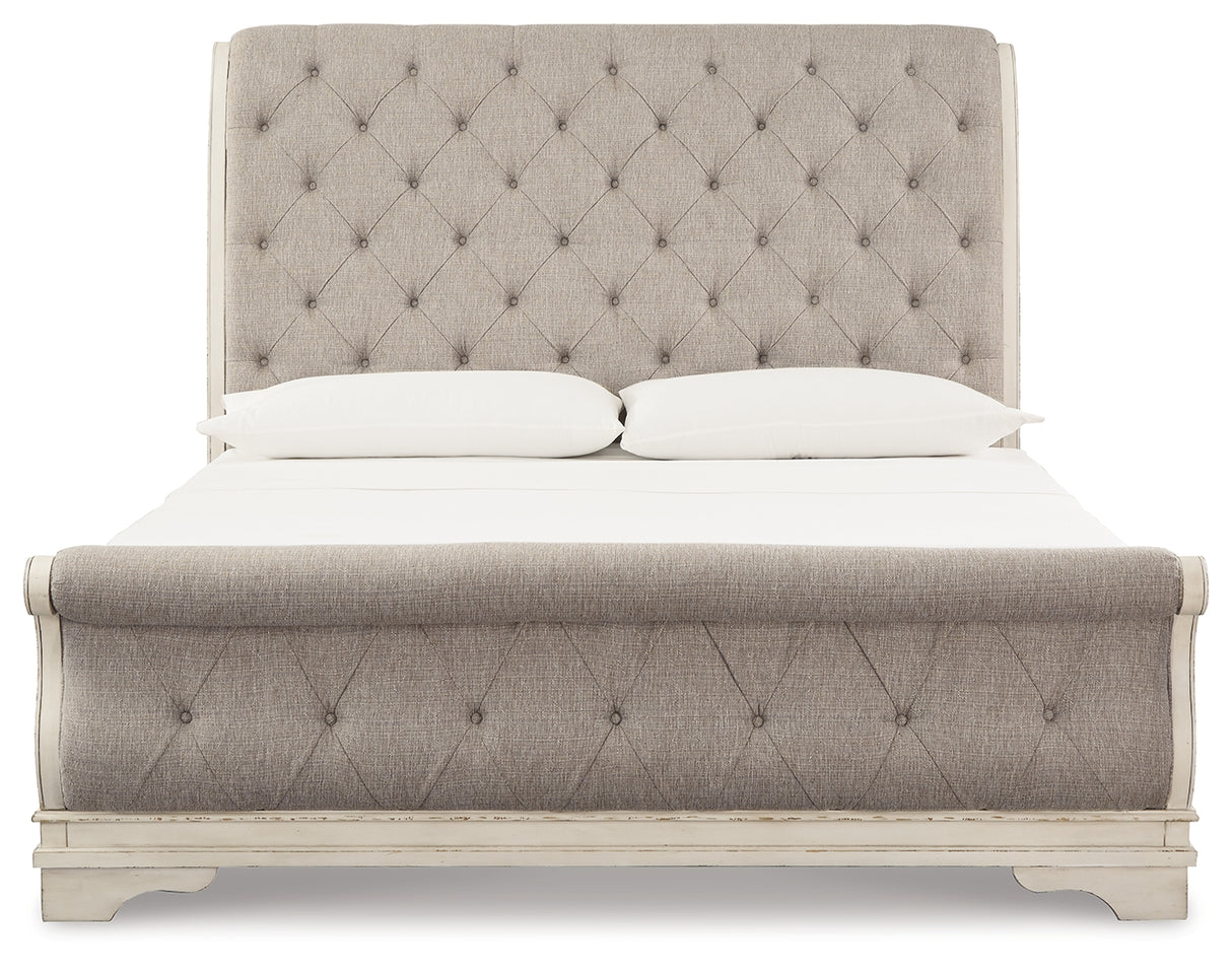 Realyn Queen Upholstered Sleigh Bed and Chest