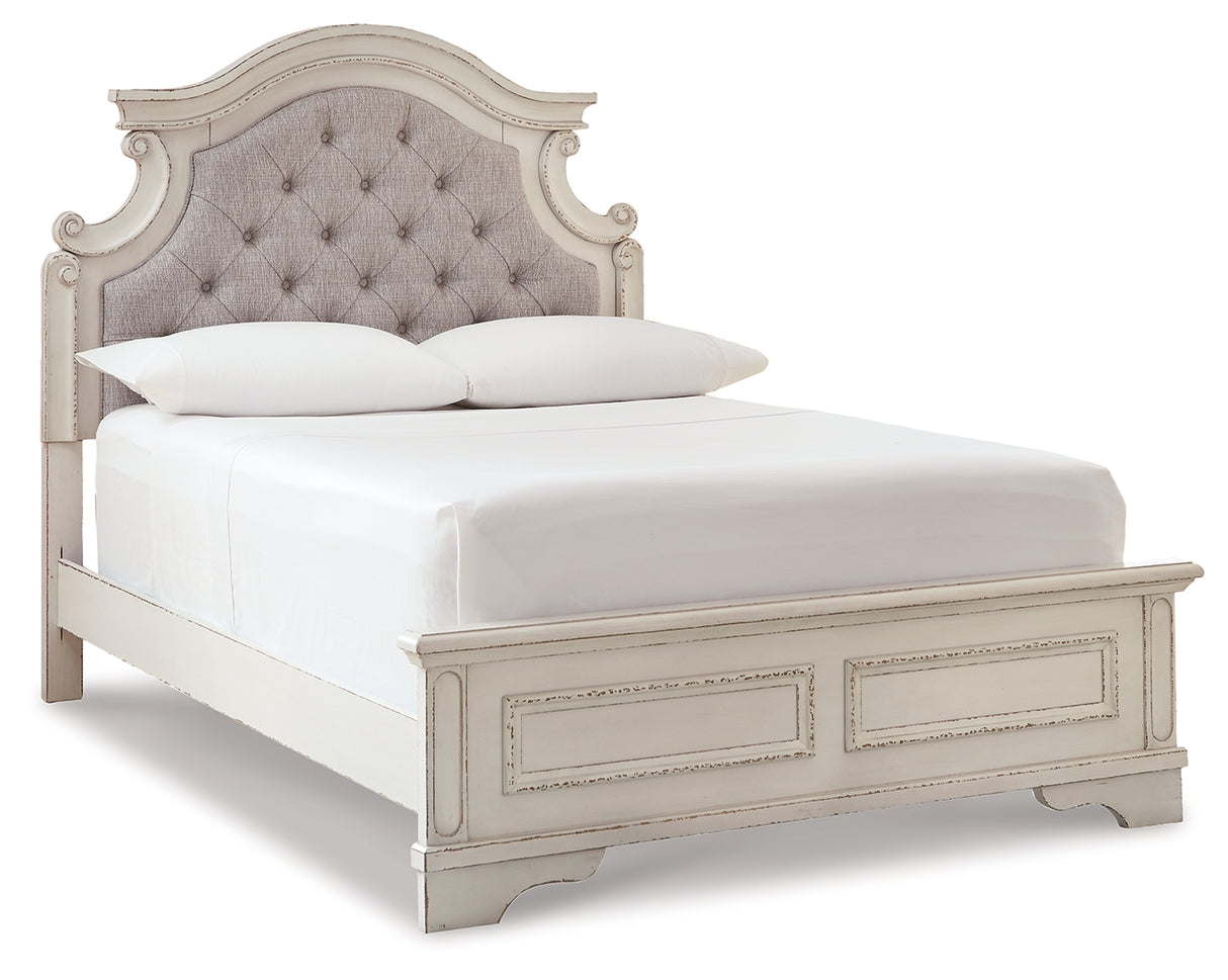 Realyn Full Panel Bed, Dresser and Nightstand