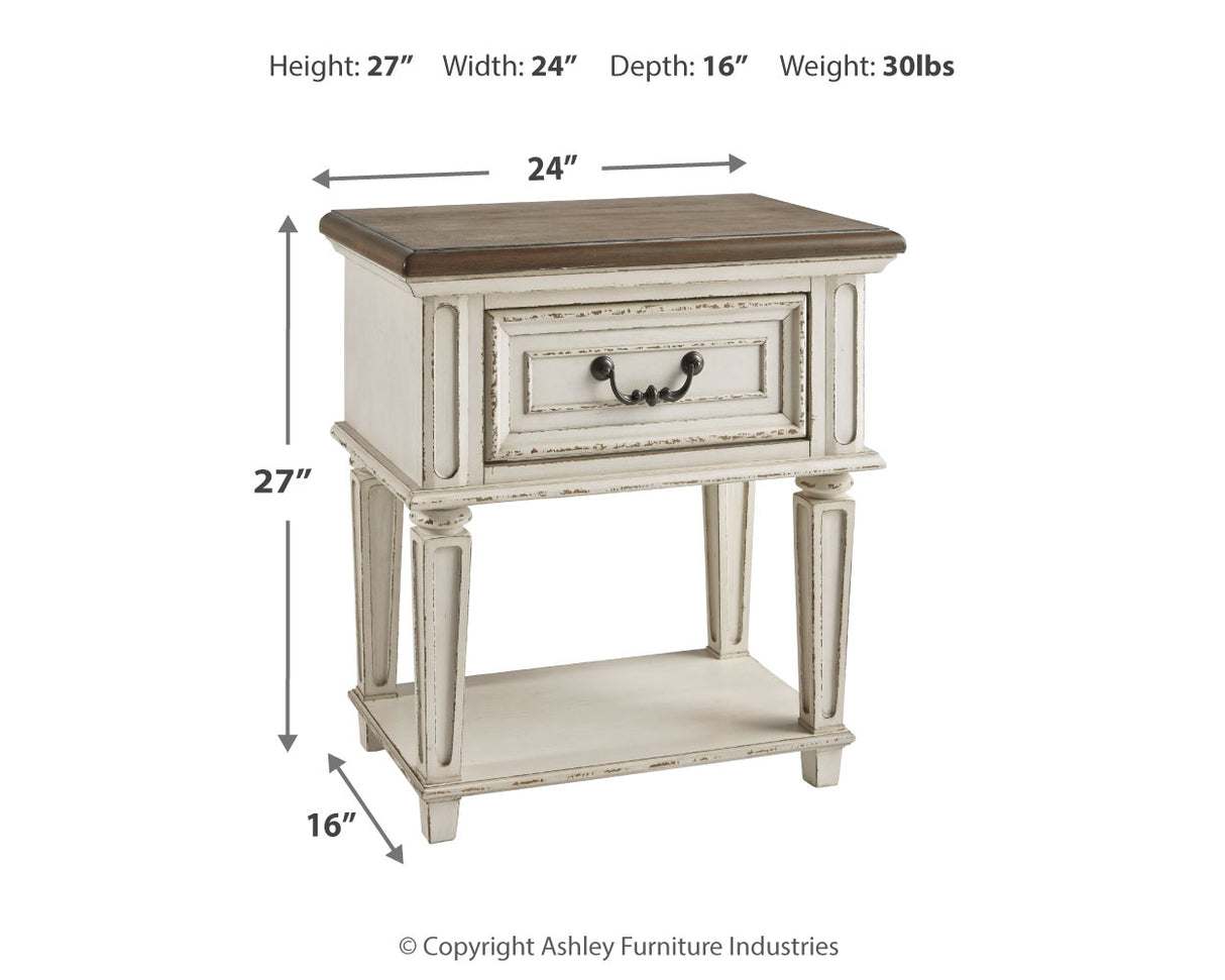 Realyn Queen Upholstered Panel Bed, Dresser, Mirror and 2 Nightstands