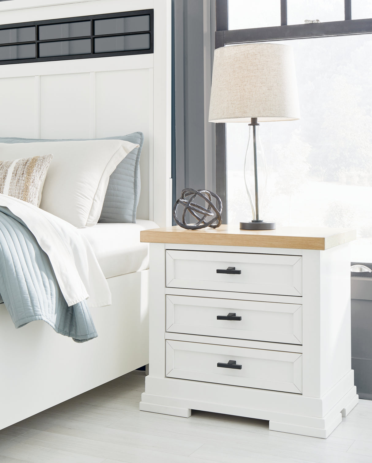 Ashbryn White/Natural Nightstand