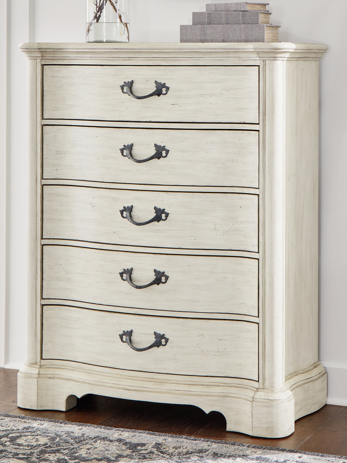 Arlendyne Antique White Chest Of Drawers