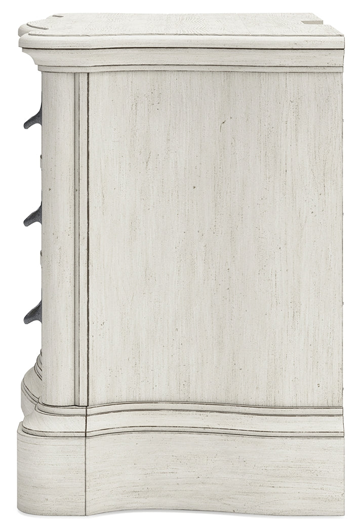 Arlendyne Antique White Nightstand