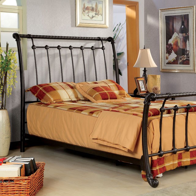 Loures Cal.King Bed