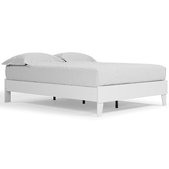 Piperton White Queen Platform Bed