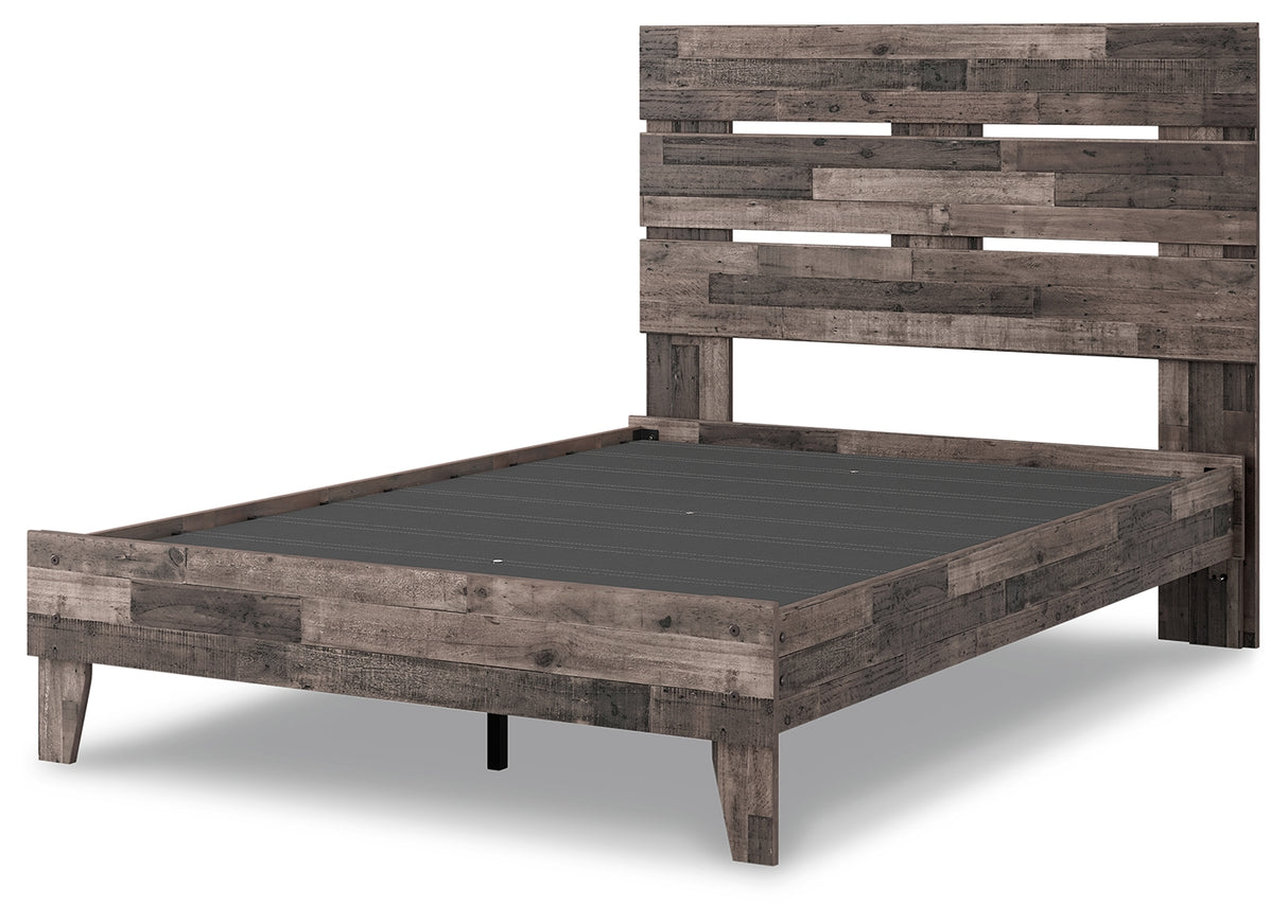 Neilsville Full Panel Platform Bed