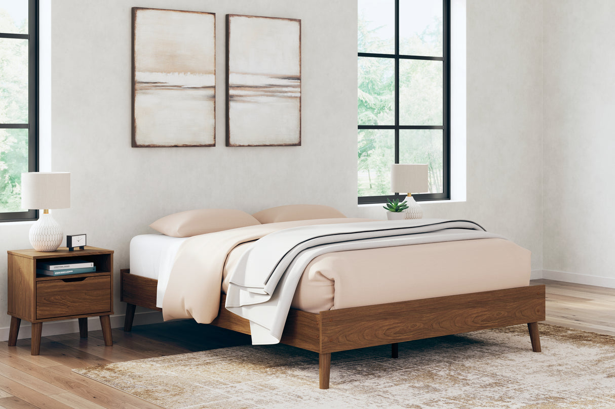 Fordmont Cognac Queen Platform Bed