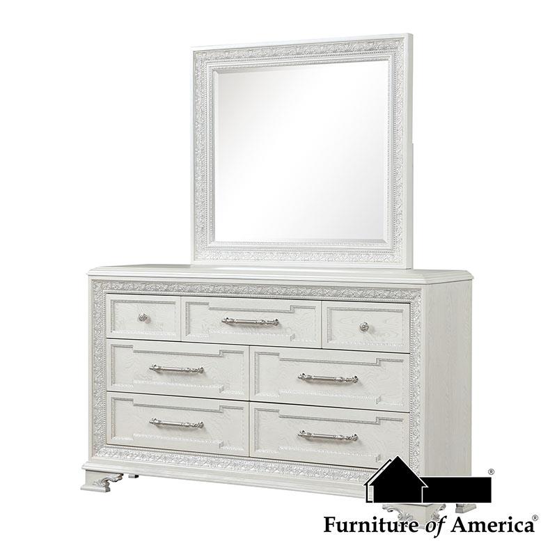 Stella Mia Traditional Dresser