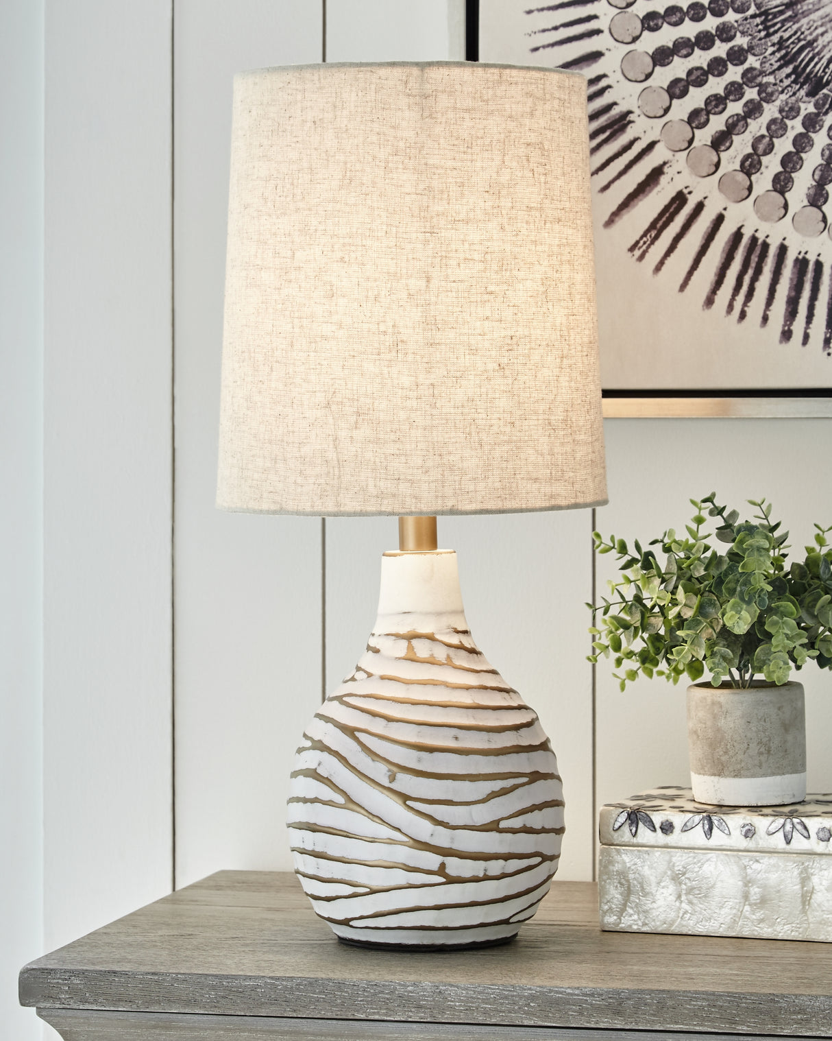 Aleela White/Gold Finish Table Lamp