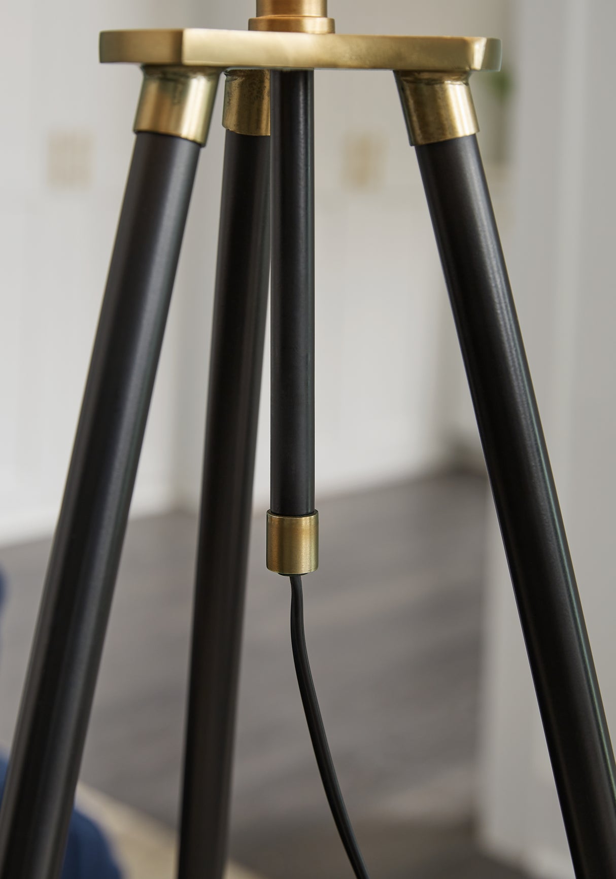 Cashner Black/Gold Finish Floor Lamp