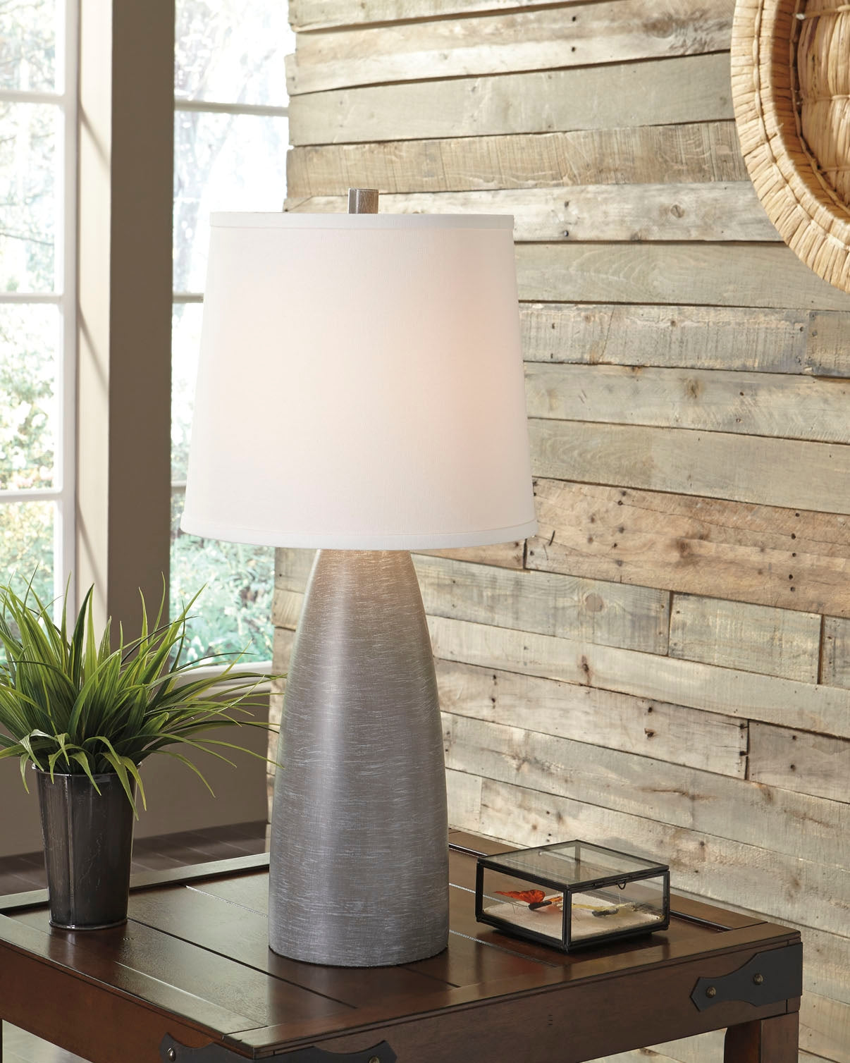 Shavontae Gray Table Lamp (Set Of 2)