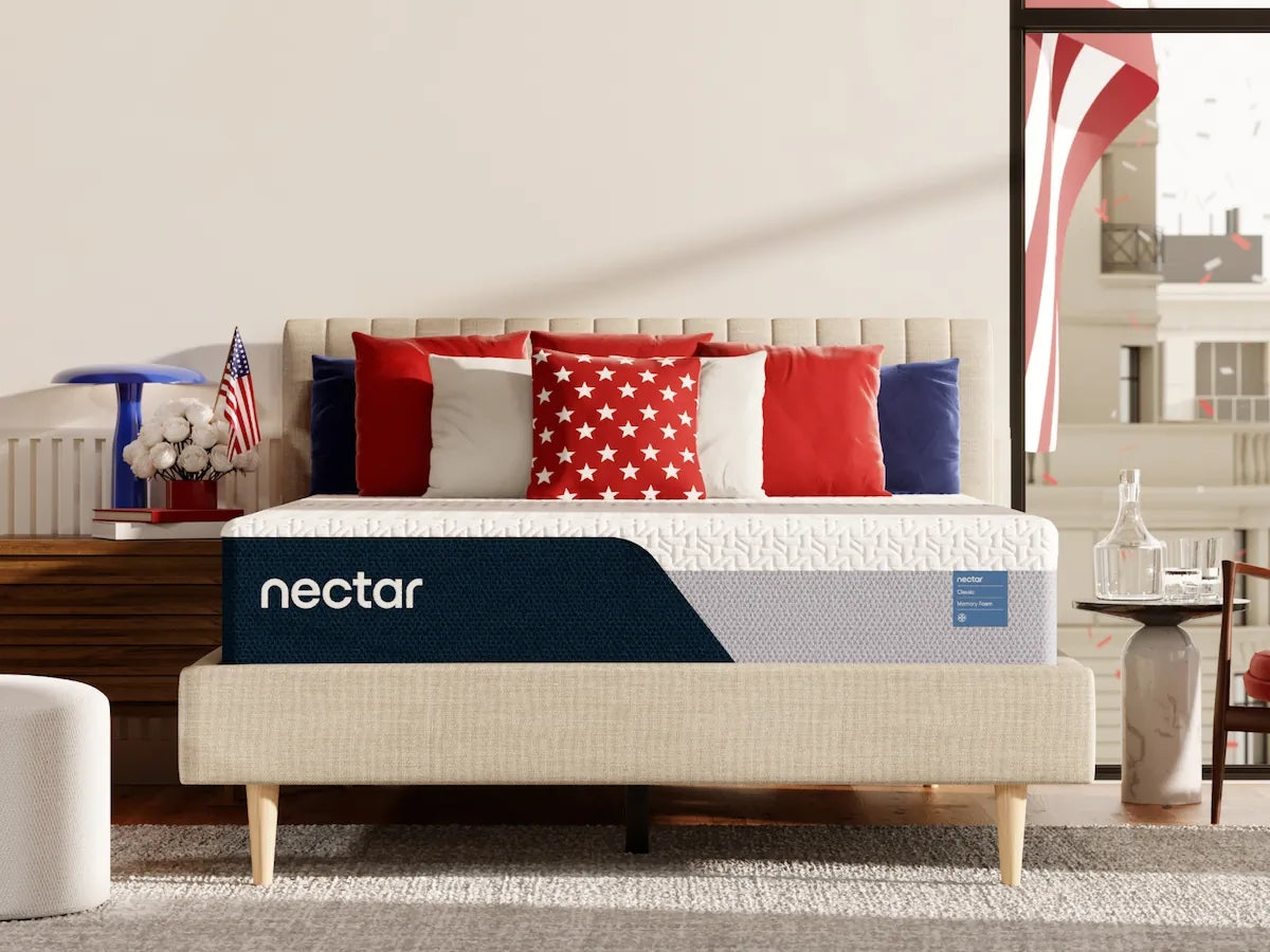 Nectar Classic Memory Foam 5.1 White California King Mattress